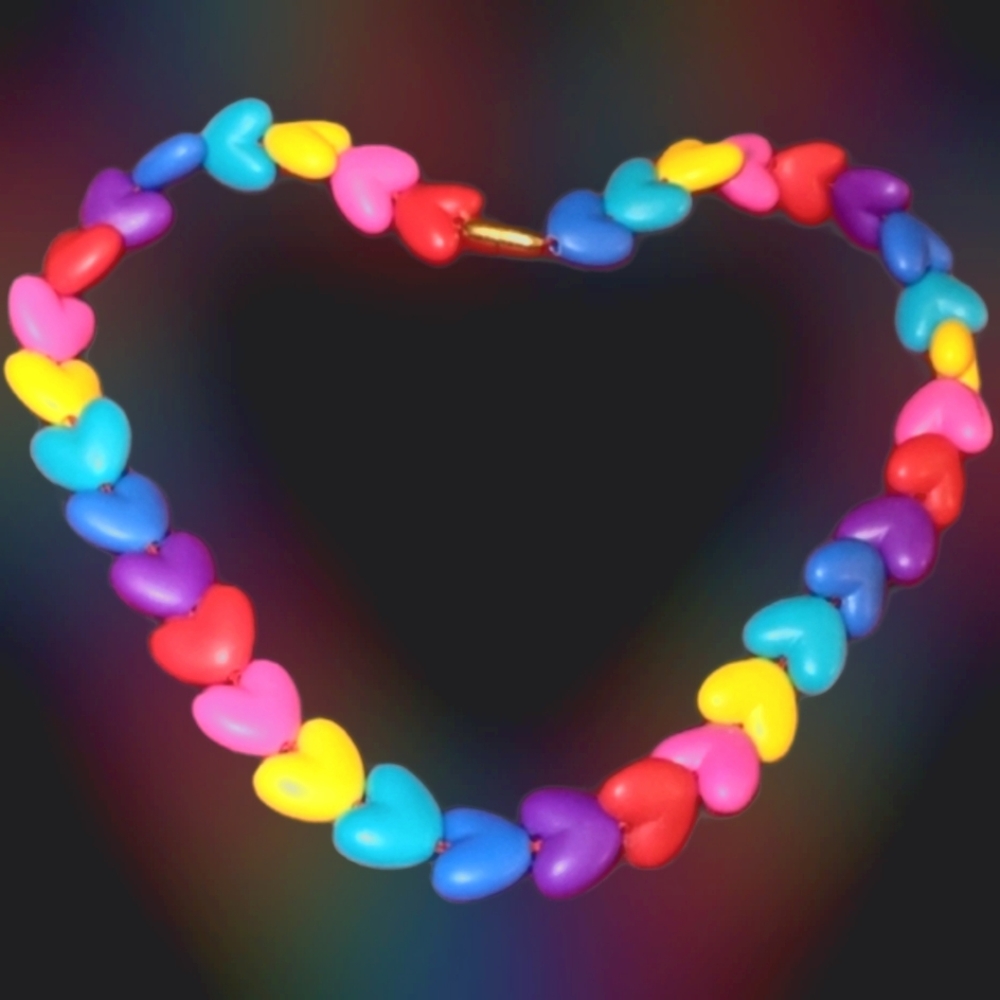 Vtg 80s plastic hearts connected rainbow chunky bubble hearts choker necklace